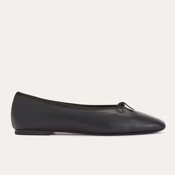 NEW EVERLANE The Day Ballet Flat in black leather - Picture 2 of 8